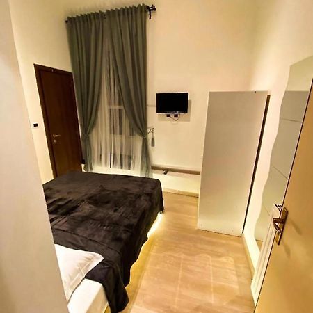 Cialdini 13 Roma Hotel Ngoại thất bức ảnh