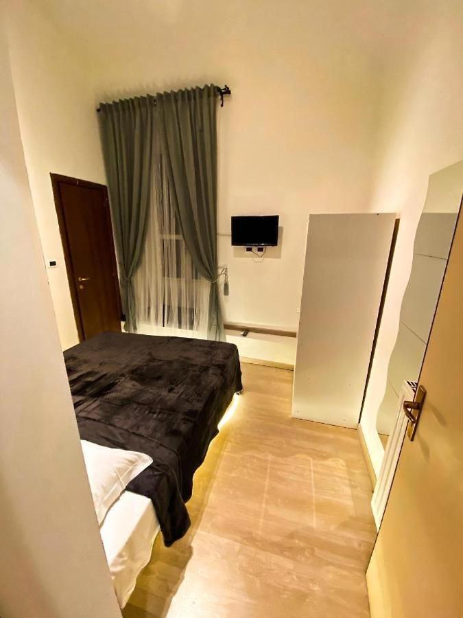 Cialdini 13 Roma Hotel Ngoại thất bức ảnh